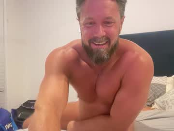 Latenightsmadeforfun Chaturbate stream image from October 23, 2025
