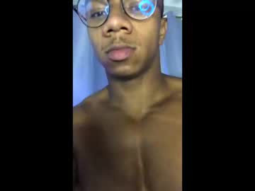 Pauzudosarado7 Chaturbate stream image from October 23, 2025