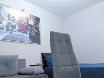 Honeymissy Chaturbate stream image from October 23, 2025