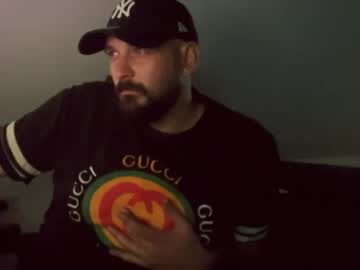 Donchriiis Chaturbate stream image from October 23, 2025