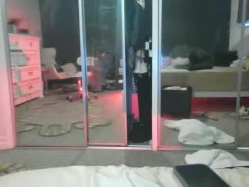 Slick9thic07 Chaturbate stream image from October 23, 2025