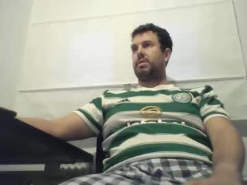 Titusnow Chaturbate stream image from October 23, 2025