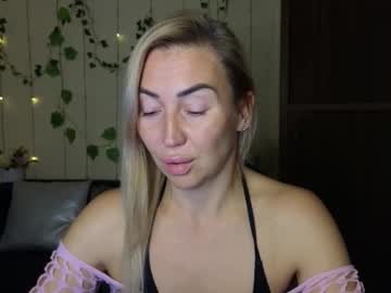 Ay_Kiss_Jully Chaturbate stream image from October 23, 2025