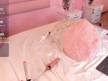Katta_Giil Chaturbate stream image from October 23, 2025