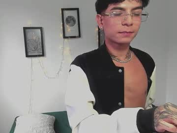 Santy_0908 Chaturbate stream image from October 23, 2025