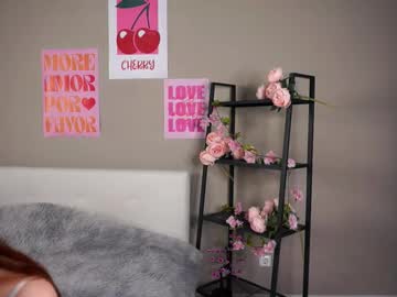 Leontinecurly Chaturbate stream image from October 23, 2025
