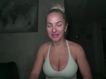 Marianna1977 Chaturbate stream image from October 23, 2025