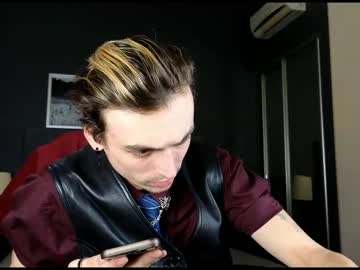 Oliver__Martinez Chaturbate stream image from October 23, 2025