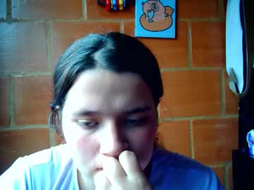 Bella697257 Chaturbate stream image from October 23, 2025