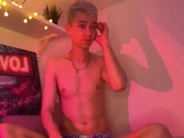 Kris_Kiss11 Chaturbate stream image from October 23, 2025