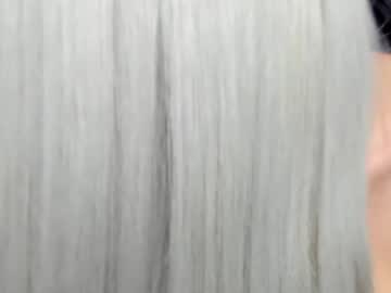 Kristhedoll Chaturbate stream image from October 23, 2025
