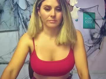 Hestesiaxx Chaturbate stream image from October 24, 2025