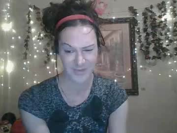 Thesillymillie Chaturbate stream image from October 24, 2025