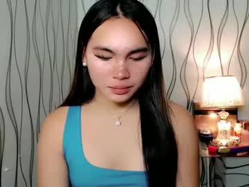 Ur_Innocent_Girlx Chaturbate stream image from October 24, 2025