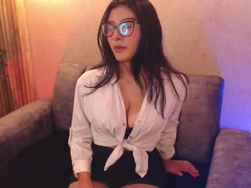 Emmaarouse Chaturbate stream image from October 24, 2025