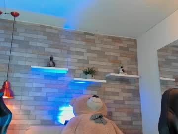 Annybrownn1 Chaturbate stream image from October 24, 2025