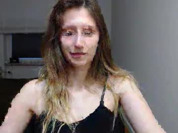 Luna_Xsensual Chaturbate stream image from October 24, 2025