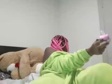 Princessplimmy Chaturbate stream image from October 24, 2025
