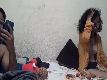 Casalbruxos Chaturbate stream image from October 24, 2025