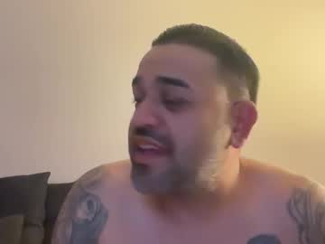 Jameslooong Chaturbate stream image from October 24, 2025
