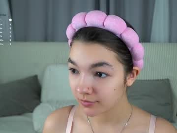Ashmoremore Chaturbate stream image from October 24, 2025