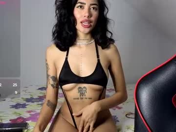 Kyliemamihottie Chaturbate stream image from October 24, 2025