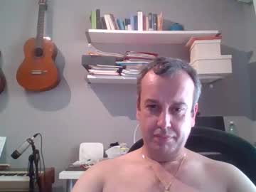 Mot_Ronn Chaturbate stream image from October 24, 2025