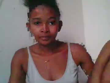 Sianna9784 Chaturbate stream image from October 24, 2025