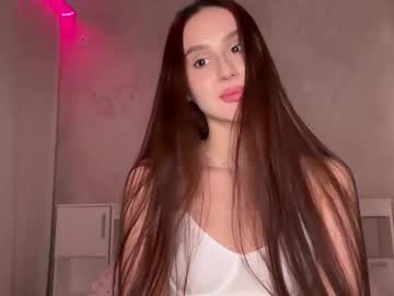 Fluffyamy_ Chaturbate stream image from October 24, 2025