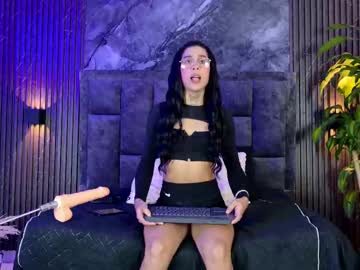 Suzie_Cox Chaturbate stream image from October 24, 2025