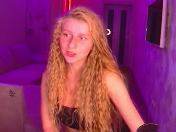 Amaliaqueen999 Chaturbate stream image from October 24, 2025