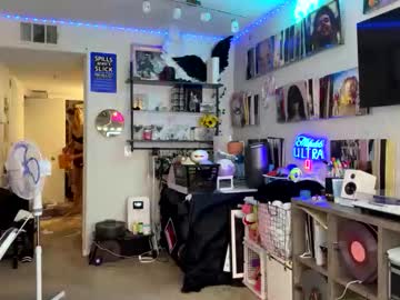 Icyspice Chaturbate stream image from October 24, 2025