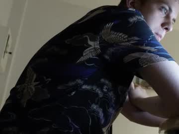 Oliverelcastro Chaturbate stream image from October 24, 2025
