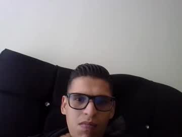 Yeicol_Bta Chaturbate stream image from October 24, 2025