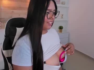 Adrianna_Rosse Chaturbate stream image from October 24, 2025