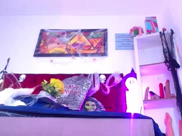 Tifanny_Nails Chaturbate stream image from October 24, 2025