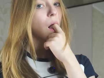 Annettaregino Chaturbate stream image from October 24, 2025