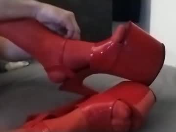 Bttmsletje66 Chaturbate stream image from October 24, 2025