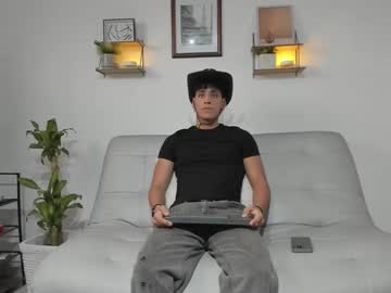 Chriss_Johnson Chaturbate stream image from October 24, 2025
