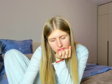 Kirraa_ Chaturbate stream image from October 24, 2025