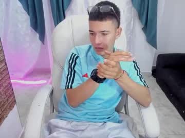 Aleckk_Boy Chaturbate stream image from October 24, 2025