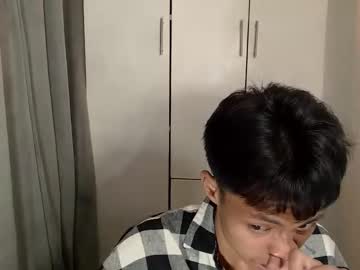 Hugecockwayoy Chaturbate stream image from October 24, 2025