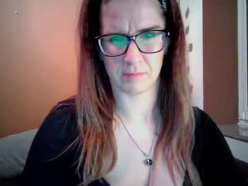 Kayalips Chaturbate stream image from October 24, 2025
