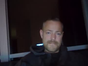Platugle Chaturbate stream image from October 24, 2025