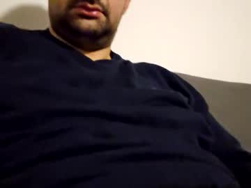 Mrobert1200 Chaturbate stream image from October 24, 2025
