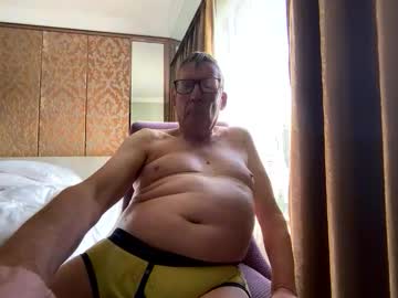 Pastwo Chaturbate stream image from October 25, 2025