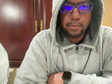 Marioluigihot Chaturbate stream image from October 25, 2025