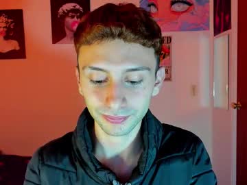 Santi_Mateo Chaturbate stream image from October 25, 2025