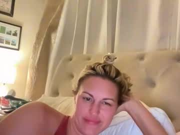 Cumbaitmeallday Chaturbate stream image from October 25, 2025