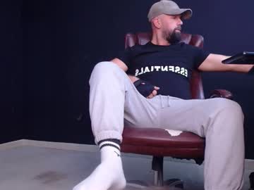 Jackethann Chaturbate stream image from October 25, 2025